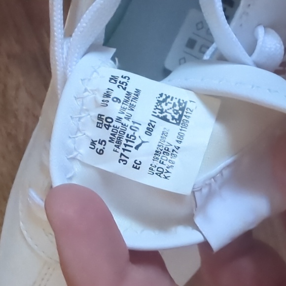 Puma sneaks - Picture 6 of 8